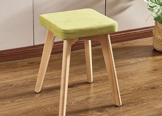 Chaise d'habillage moderne tapissée par doux de selles avec le cadre en bois solide