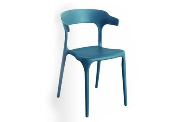 Chaises dinantes extérieures en plastique modernes empilables de classique bleu